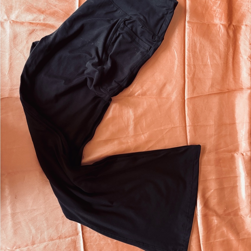Black Wide-Leg Yoga Pants